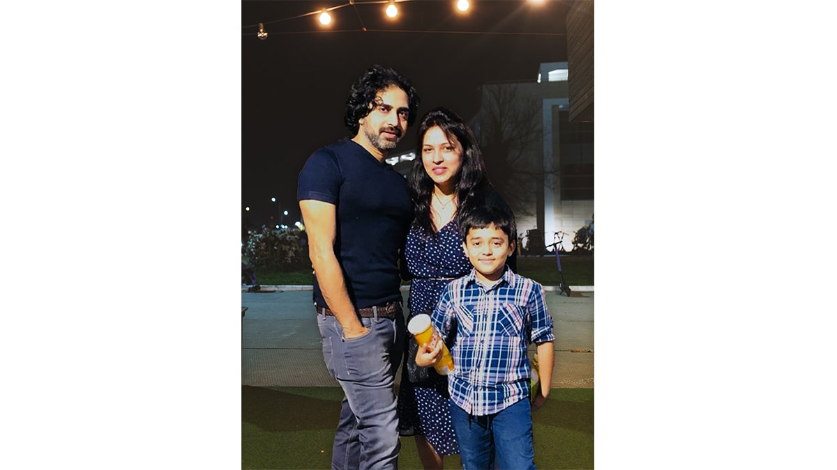 Family Acrylic Portraits | Photo to Acrylic Paintings [Free Shipping]