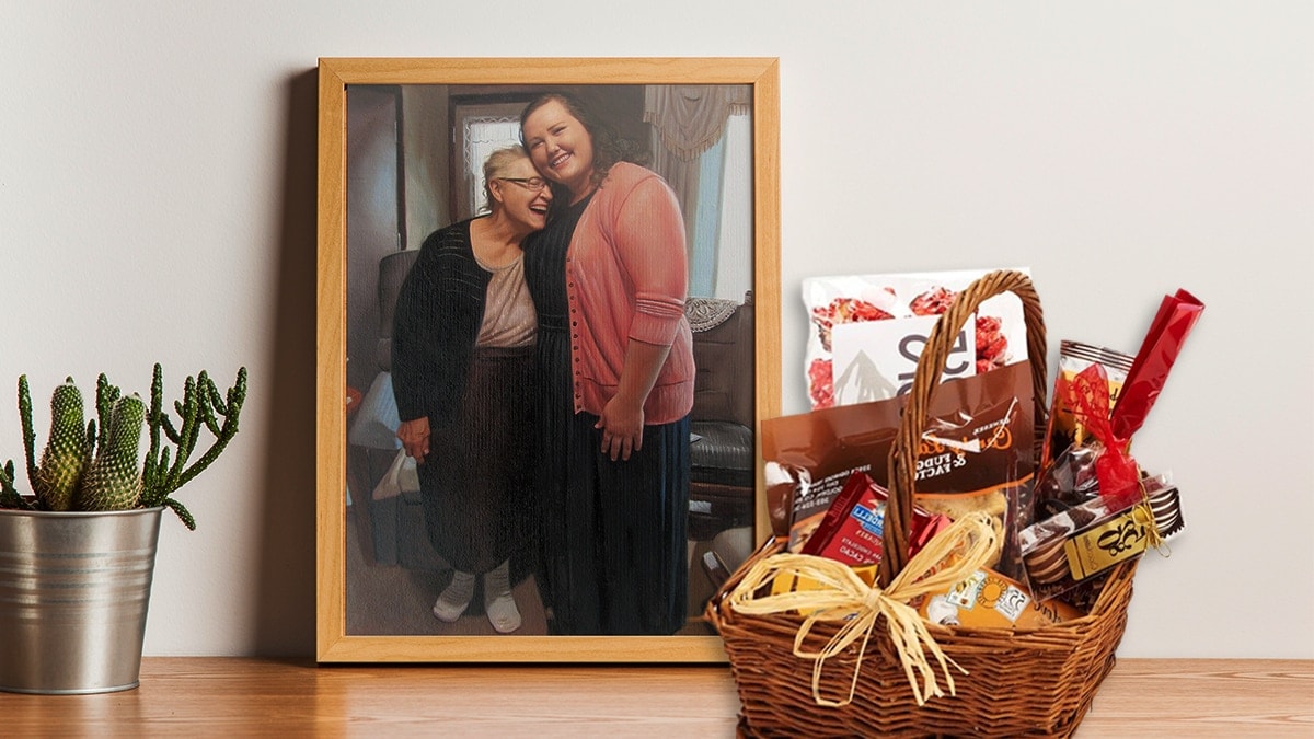 a chocolate basket with a handmade oil painting made by artists of portraitflip. 