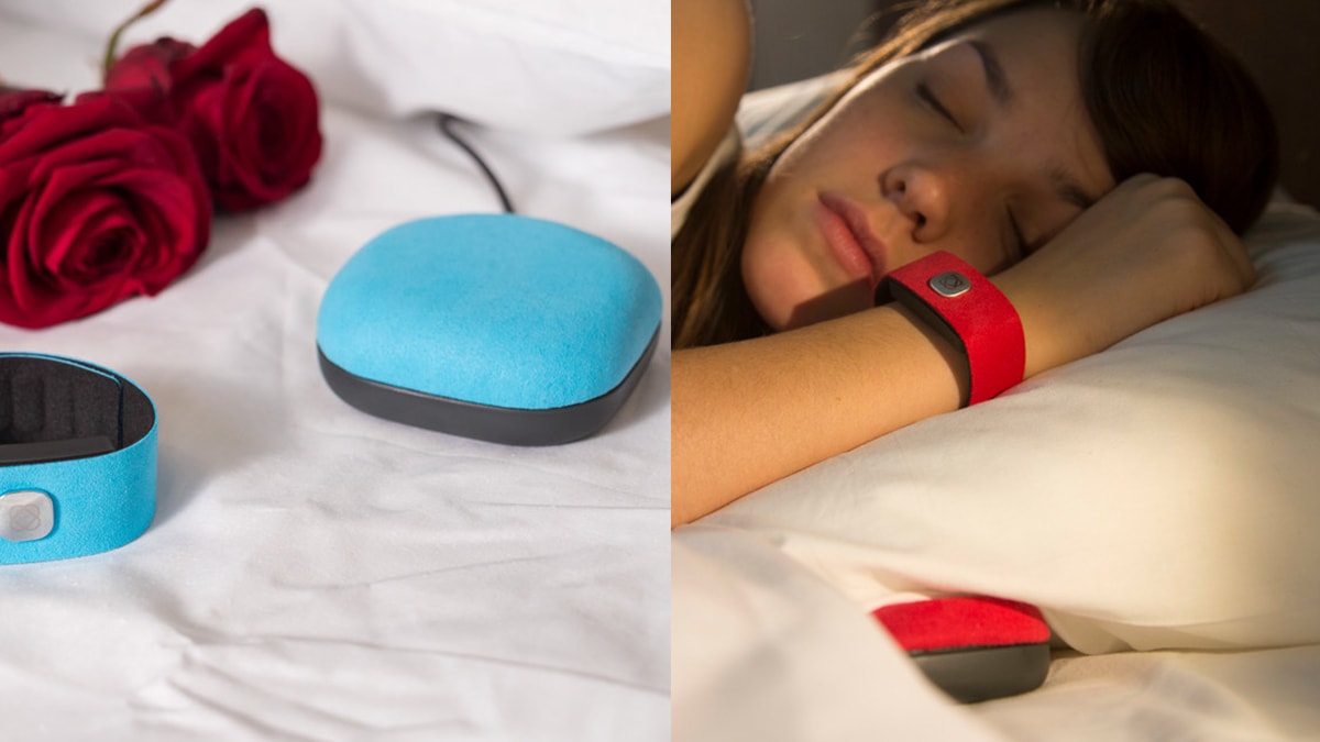a long distance relationship heartbeat speaker shown as one of the gifts for long distance relationships.