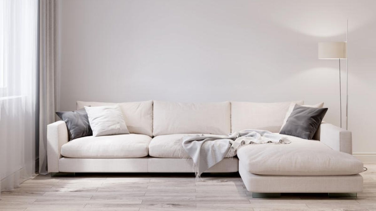 living room with clean blank walls in white theme.