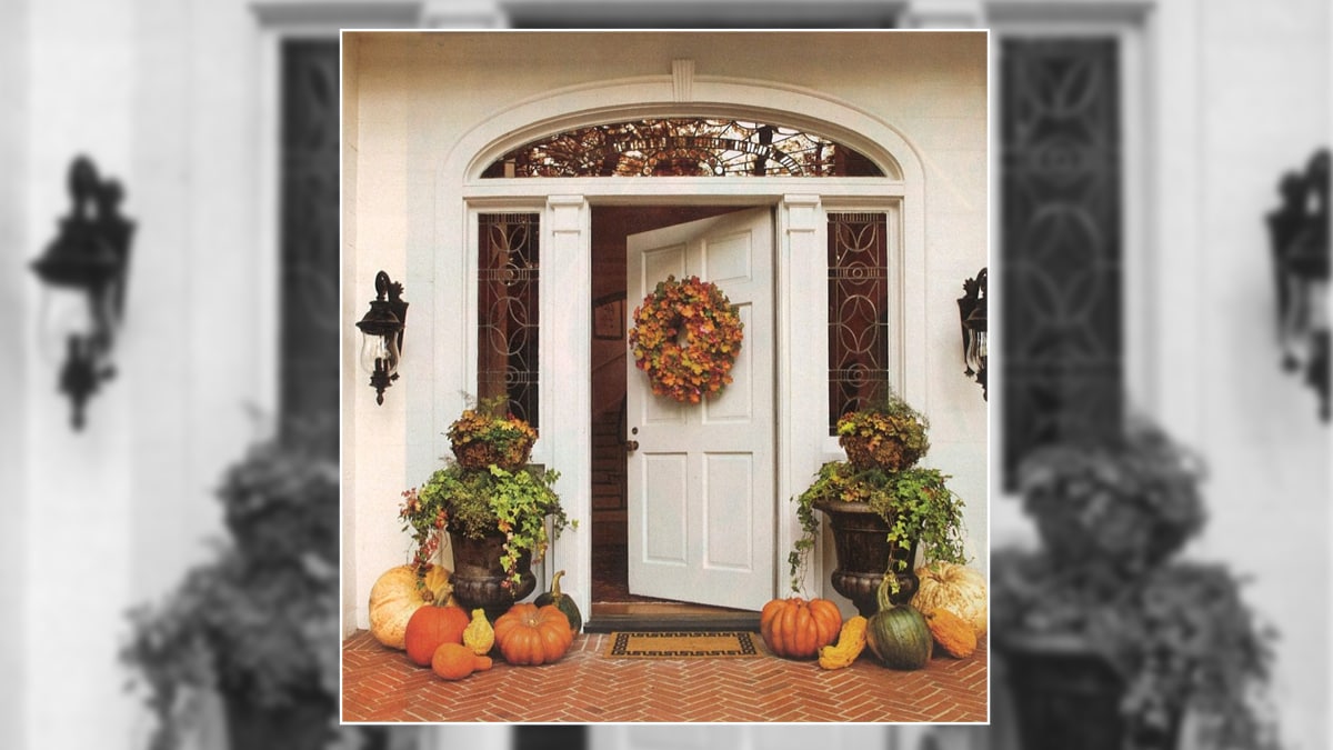 fall decor in a simple style 
