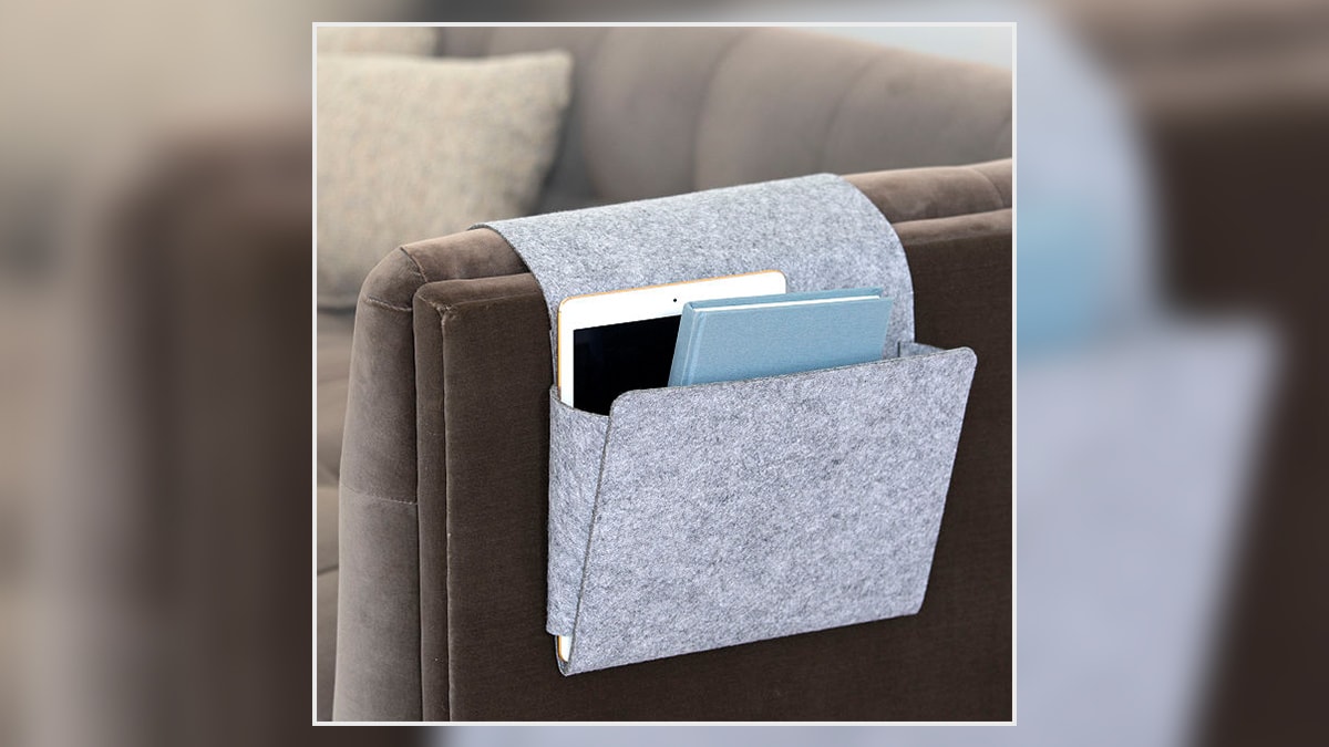 An essential side pocket hanged on the side of a sofa