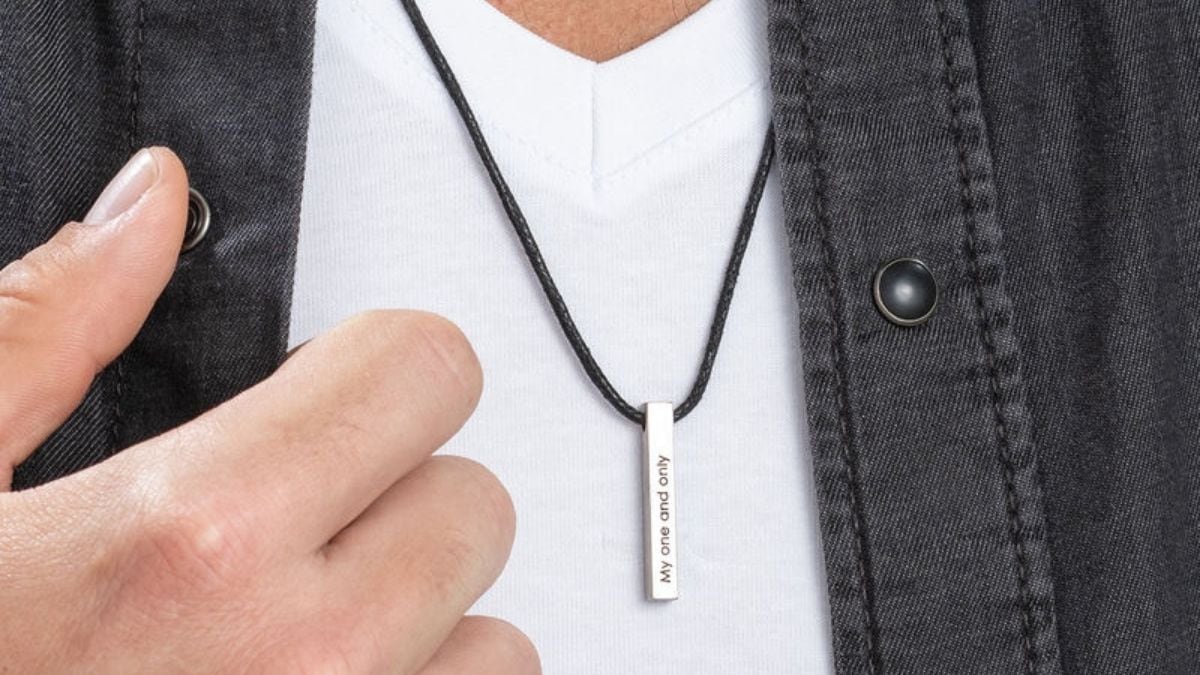 Personalized bar name pendant for anniversary