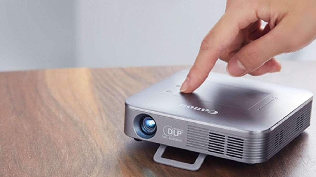 switching on the mini projector