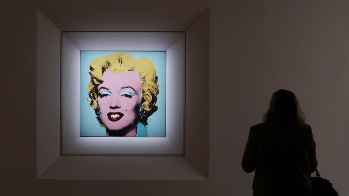 shot sage blue marilyn by Andy Warhol shown as one of the most expensive paintings to ever be auctioned 