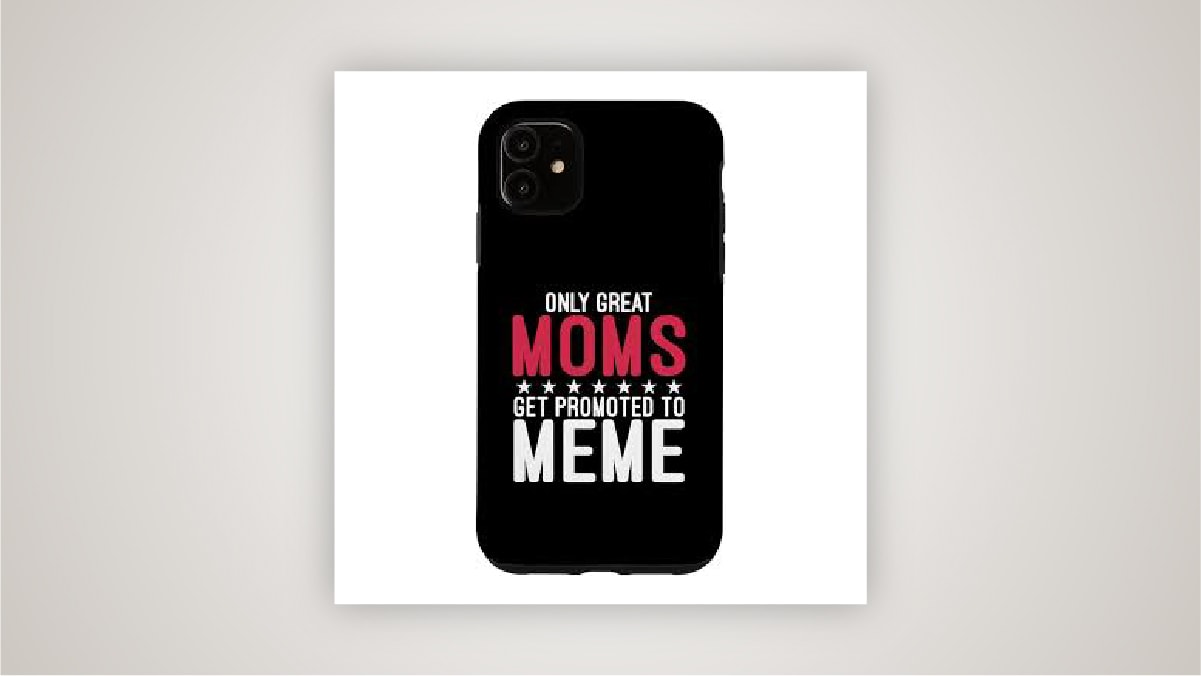 Phone case with mom texts.