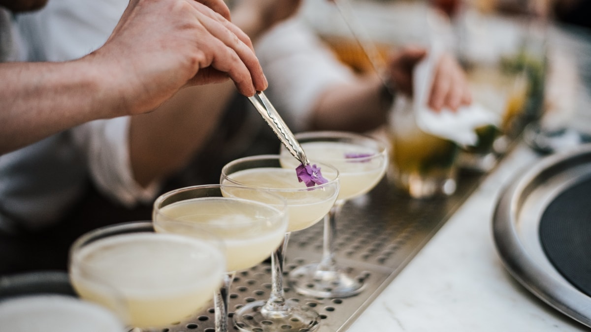 Preparation of cocktail glasses