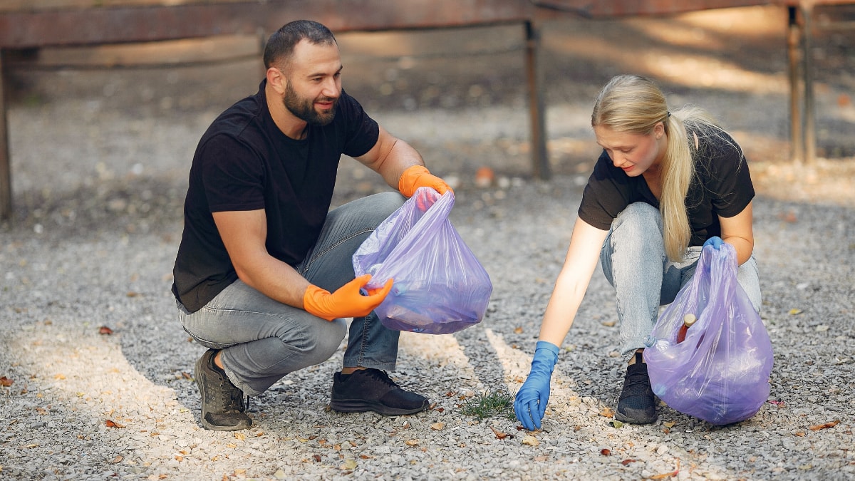 A couple doing volunteer work together