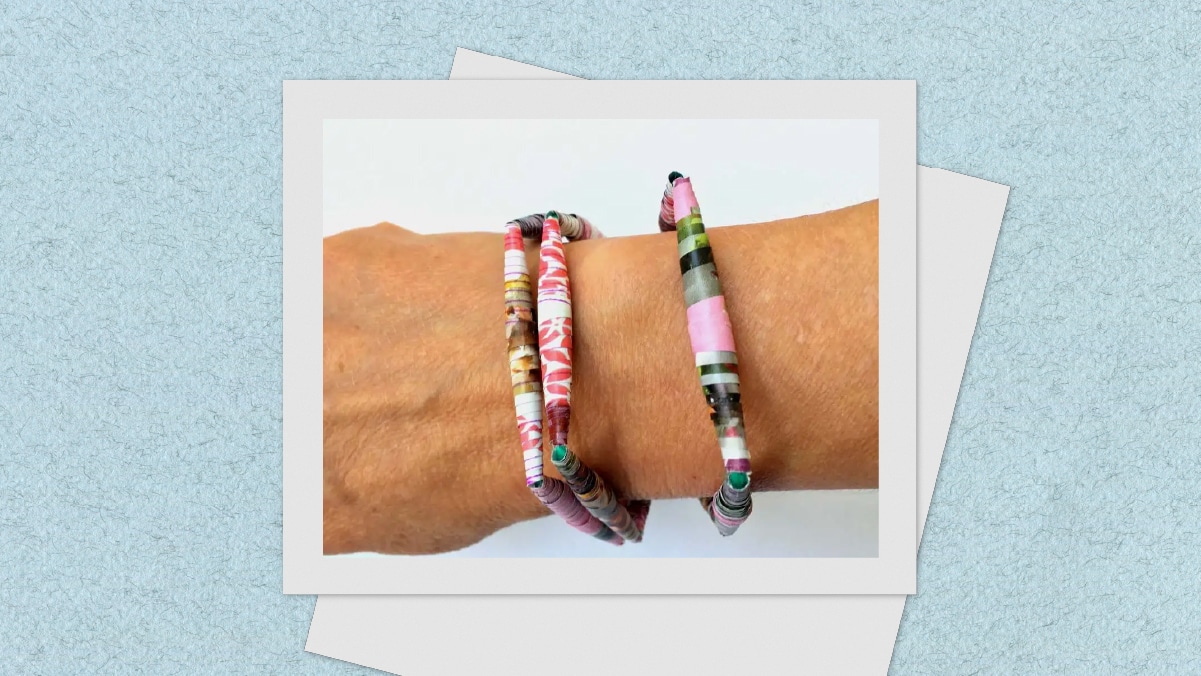 paper bead bracelet is one of the paper anniversary gifts.