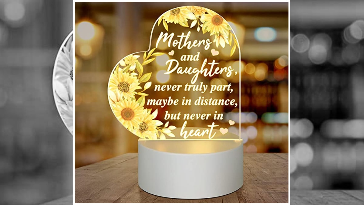 Mother and Daughter Glass Plague as a unique mother's day gift ideas. 