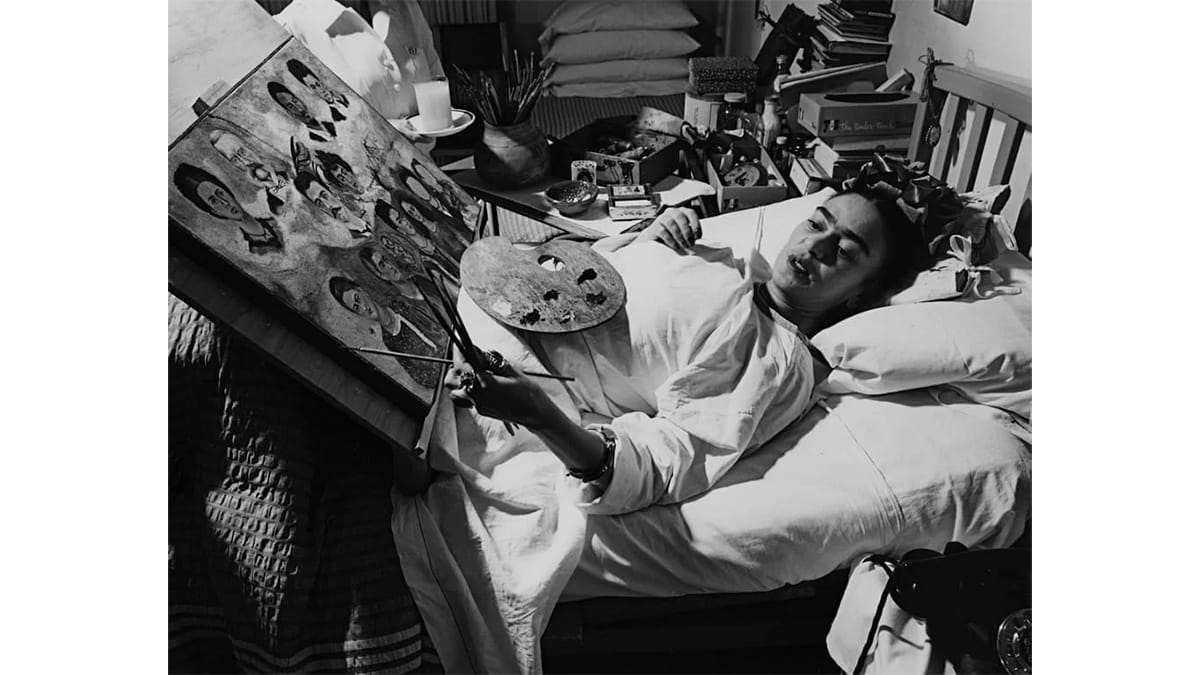 Frida Kahlo, bedridden and painting after her accident 