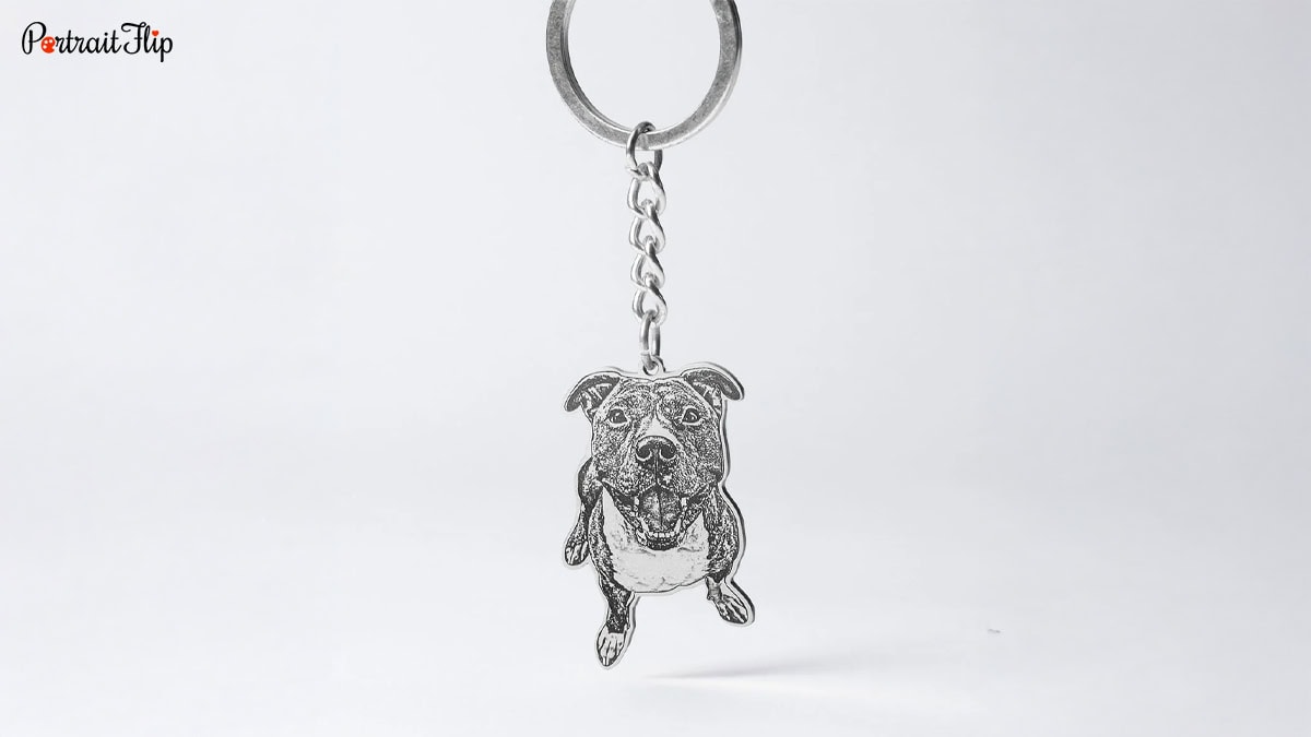 a custom pet keychain as a gift for the loss of a pet