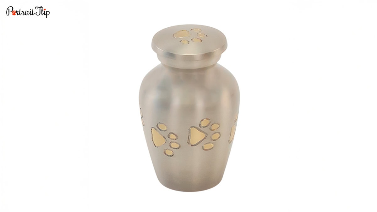a keepsake urn
