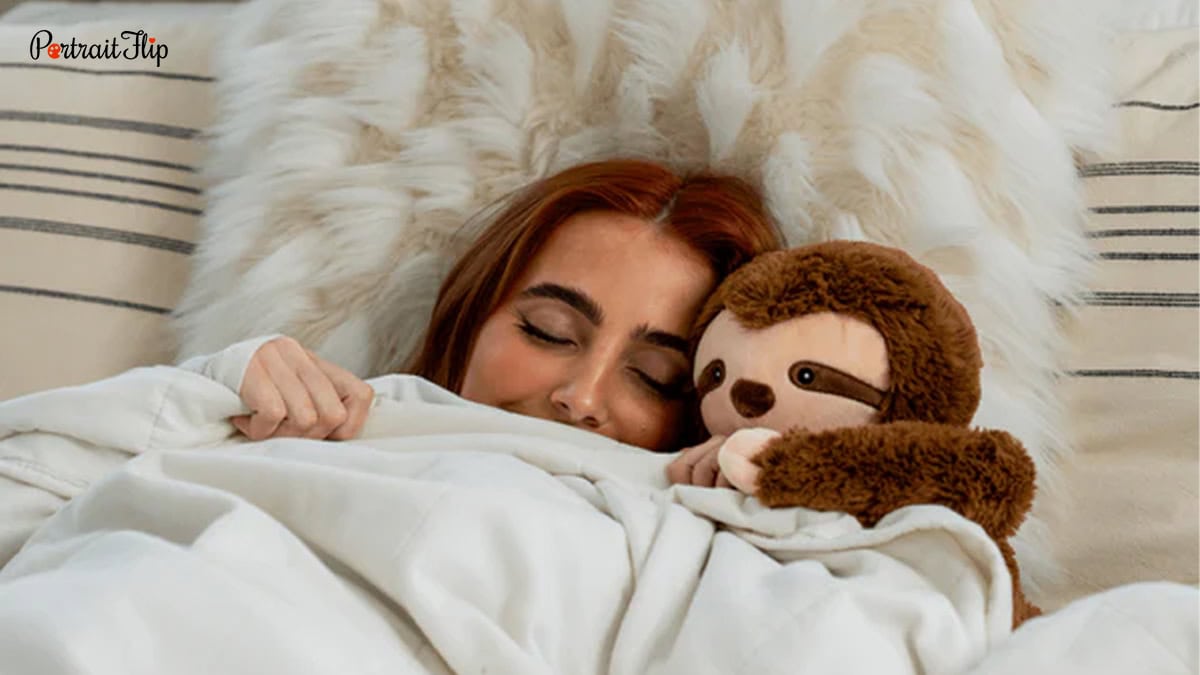 A soft weighted plush toy is a best smpathy gift idea
