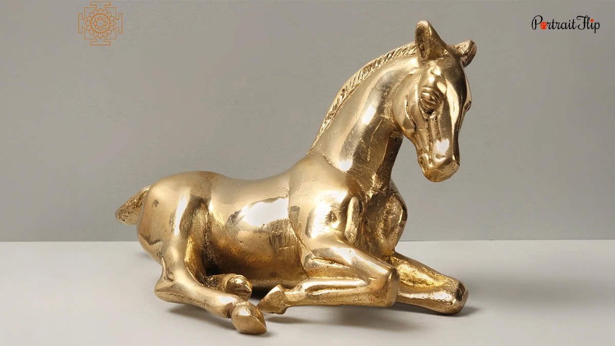 Artistic Horse Ornament