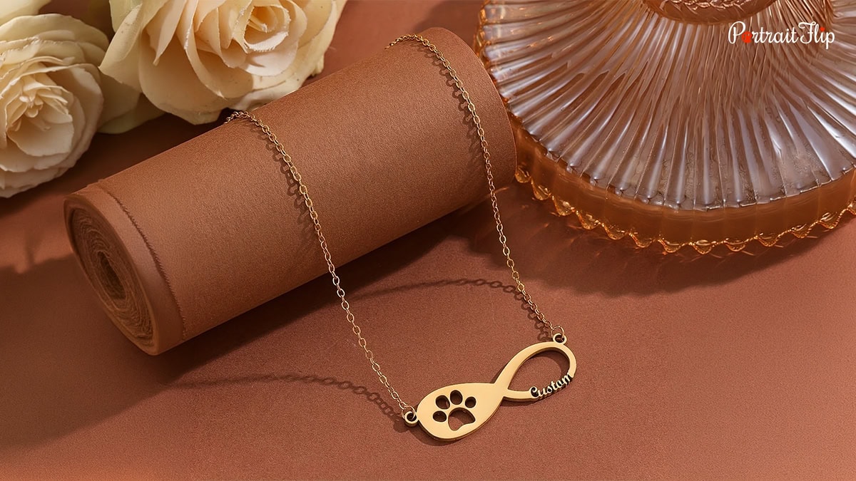 Cat-Themed Necklace